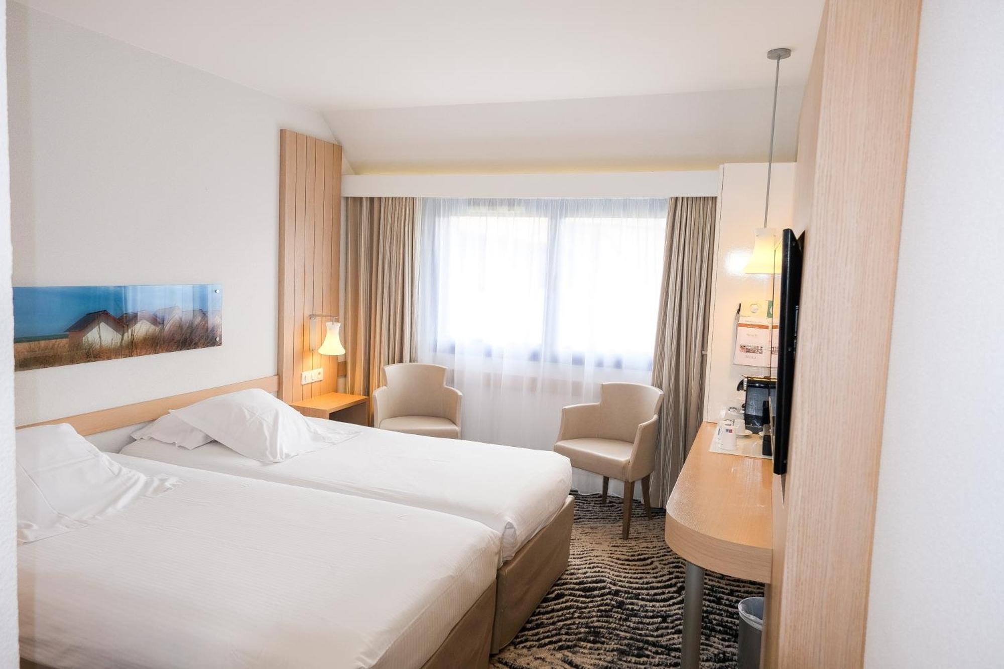 Thalazur Ouistreham - Hotel & Spa Екстер'єр фото